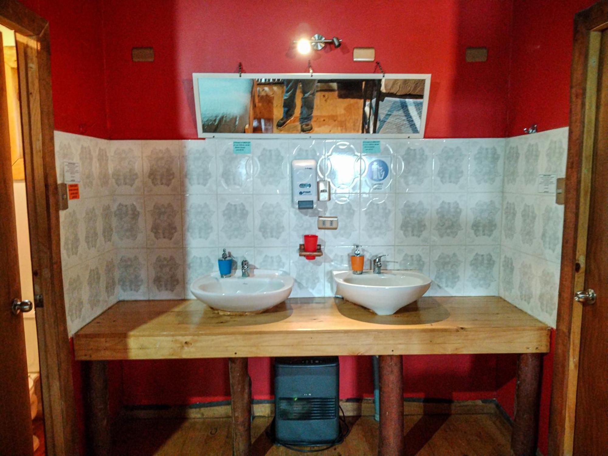 Hostal & Cabanas Luna Del Sur Cucao Dış mekan fotoğraf